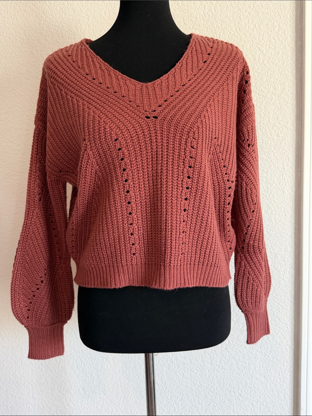 moon & madison V-Neck Open Stitch Sweater - Dusty Rose